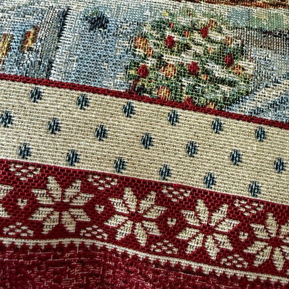 Caldeira Crosstitch Christmas stitched pillows 🎅🏻🎅🏻 - Picture 9 of 9